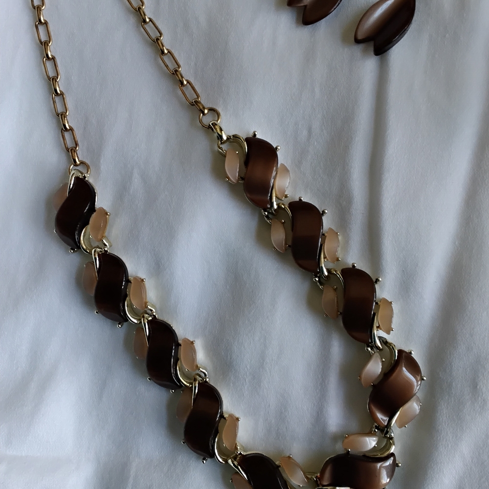STAR Jewelry Brown And Goldtone Thermoset Necklace And Clip Earrings Mid Century